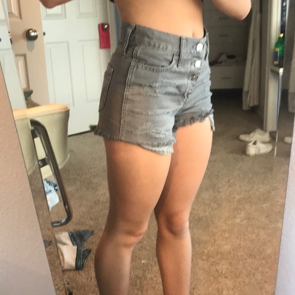 NEW hollister grey shorts - Picture 4 of 5